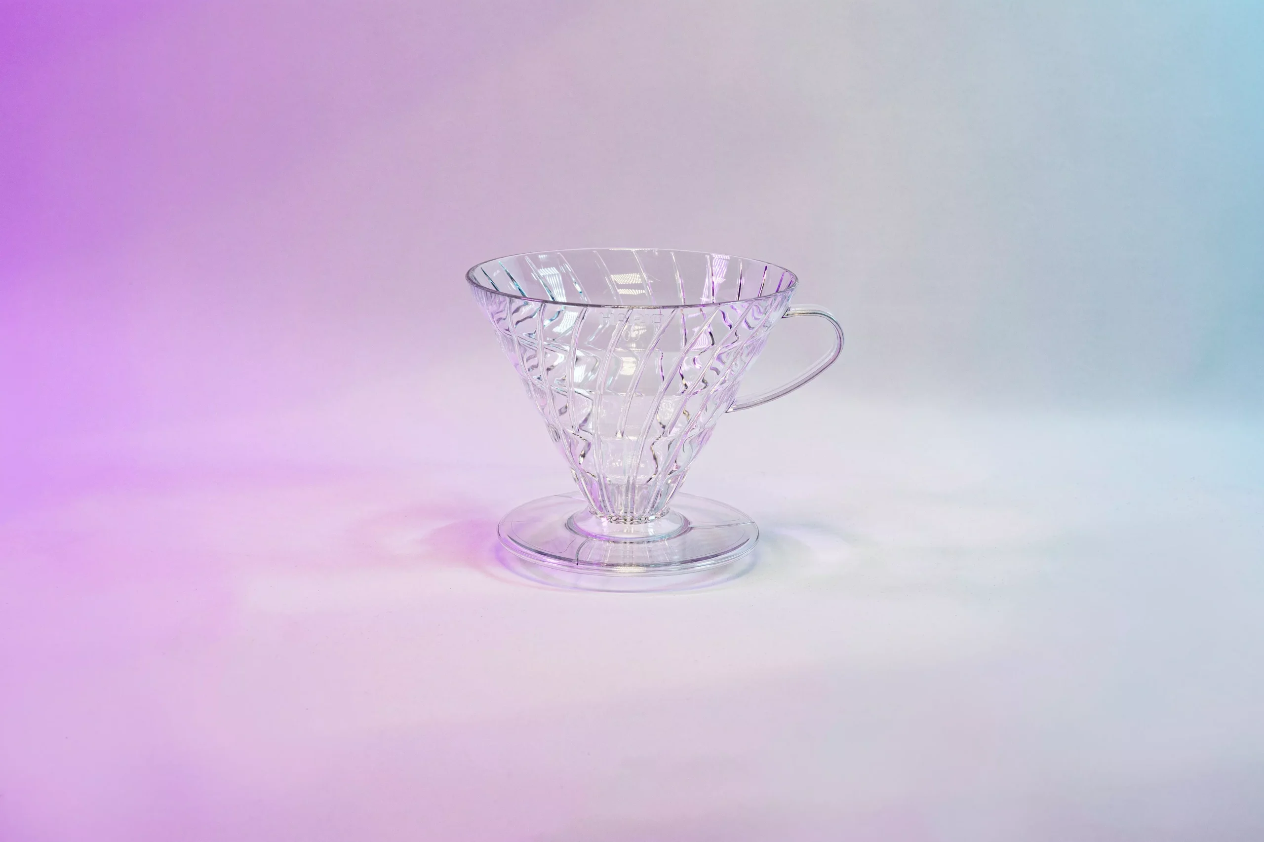V60 Plastic Coffee Dripper 03
